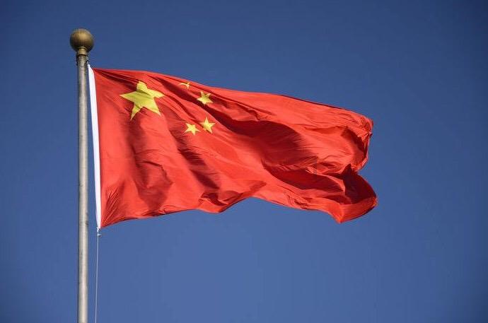 警方辟谣“大理8岁男孩被老师暴打跳楼”：女子为引流带货造谣被罚款